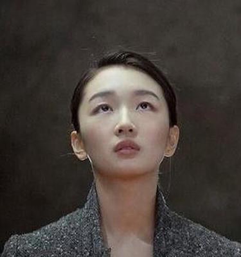 周冬雨